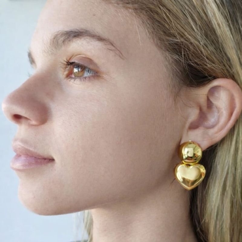 Brinco Coração Liso Dourado