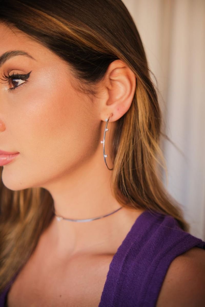 Brinco de Argola Pontos de Luz Zircônia prateada