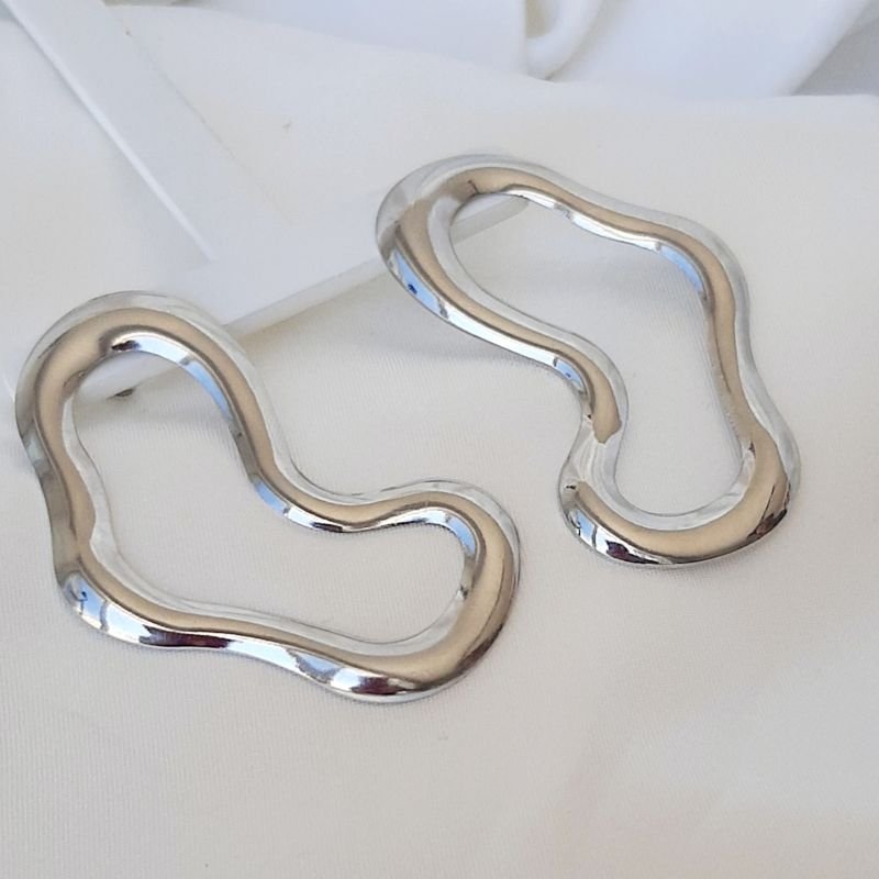 Brinco Formas Prateado