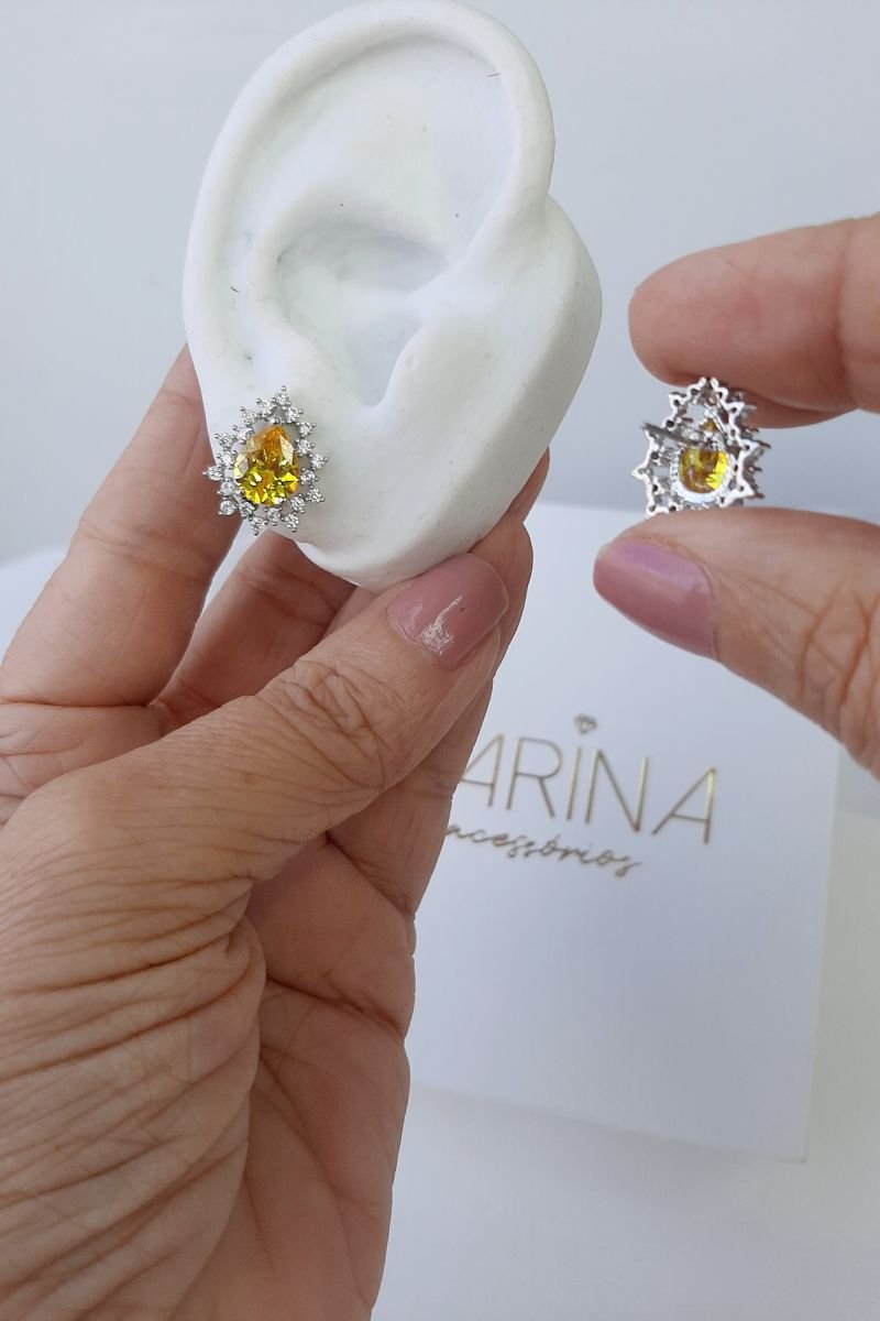 Brinco gota amarela os raios de zircônia branca