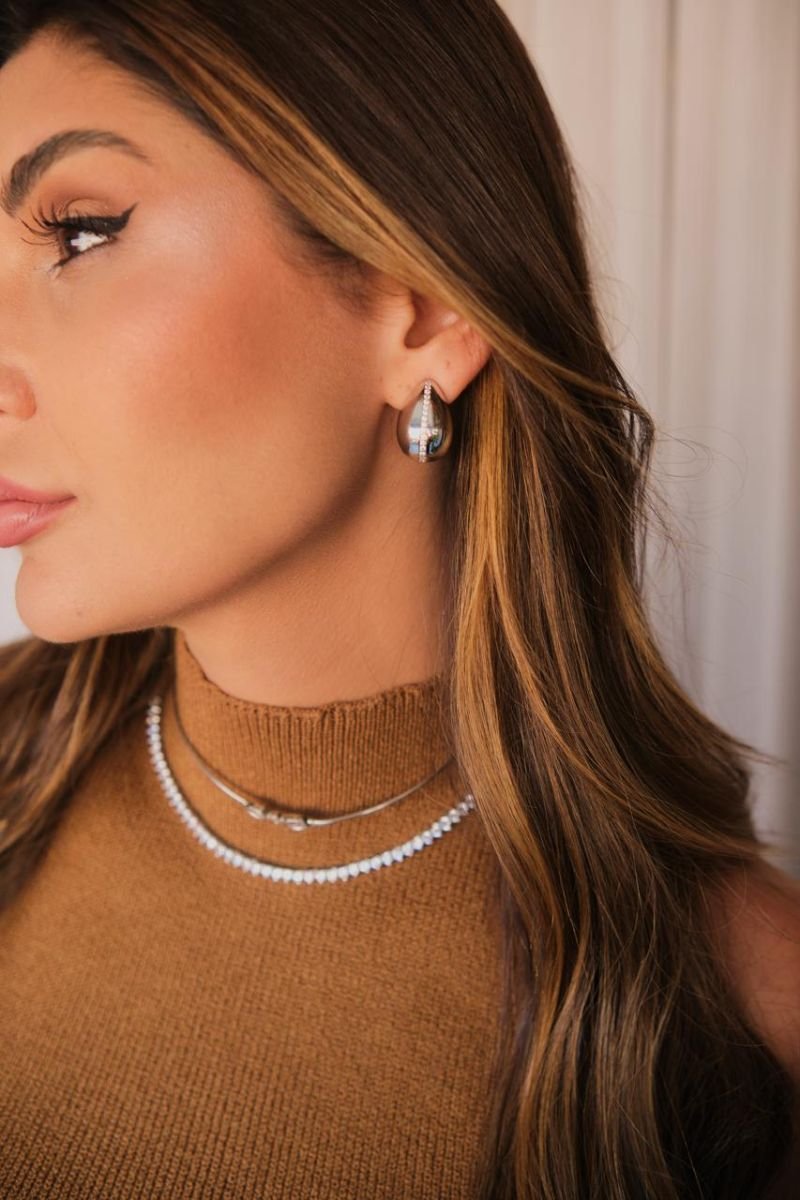 Brinco Gota com zirconia Prateado