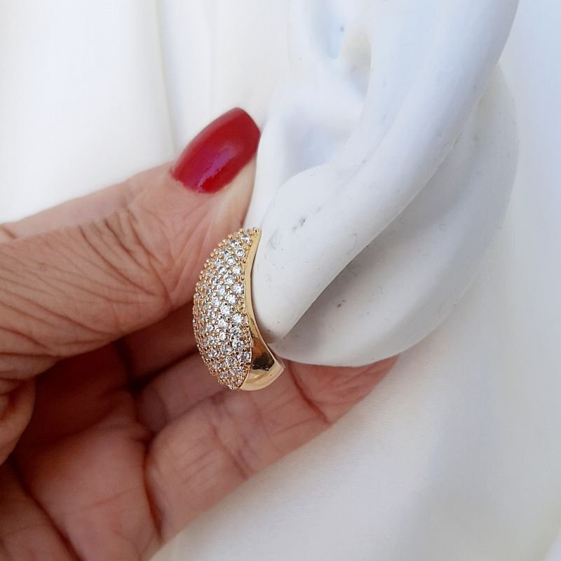 Brinco Gota Cravejada Dourado
