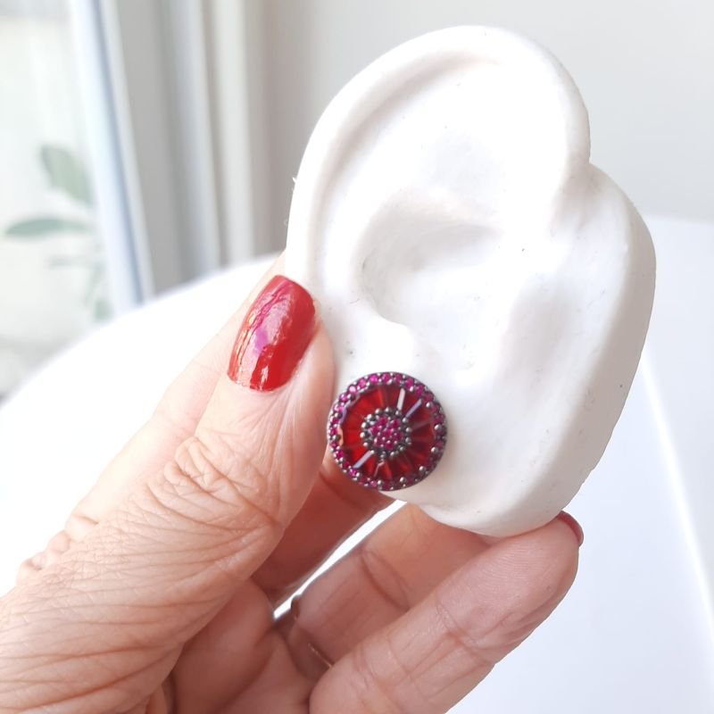 Brinco Pizza Cores Ródio Negro Com Zircônia Vermelha