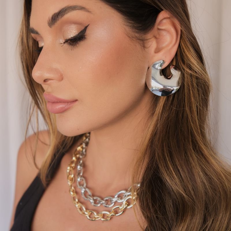 Brinco placa metal Redonda Prateado