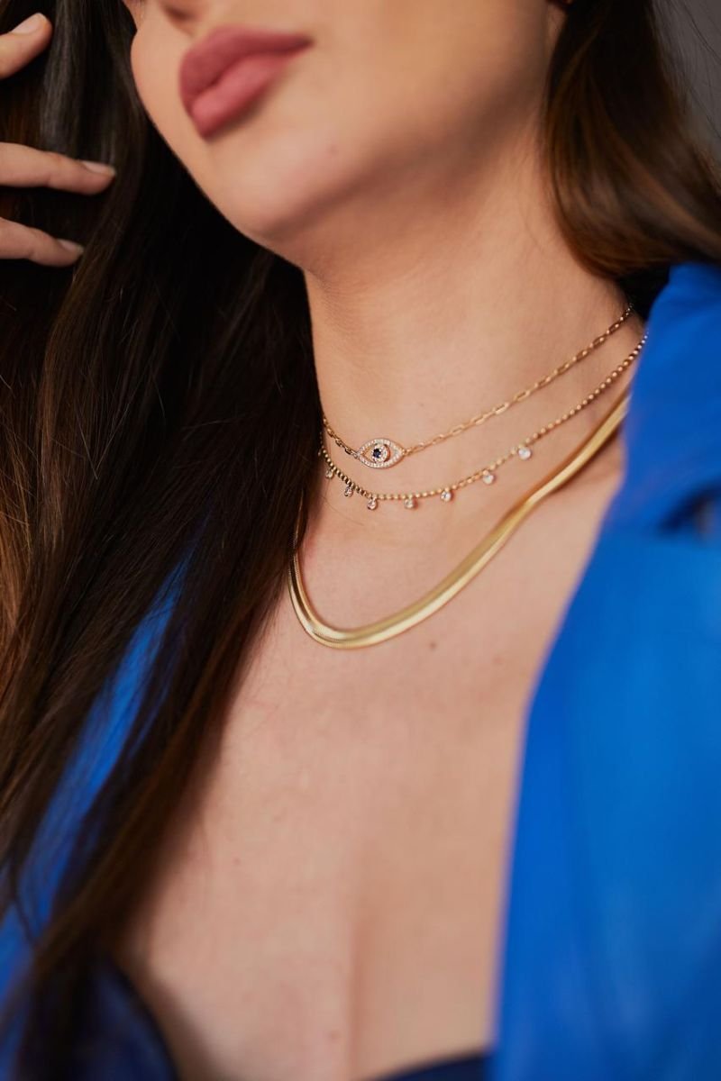 Chocker olho grego vasado cravejado