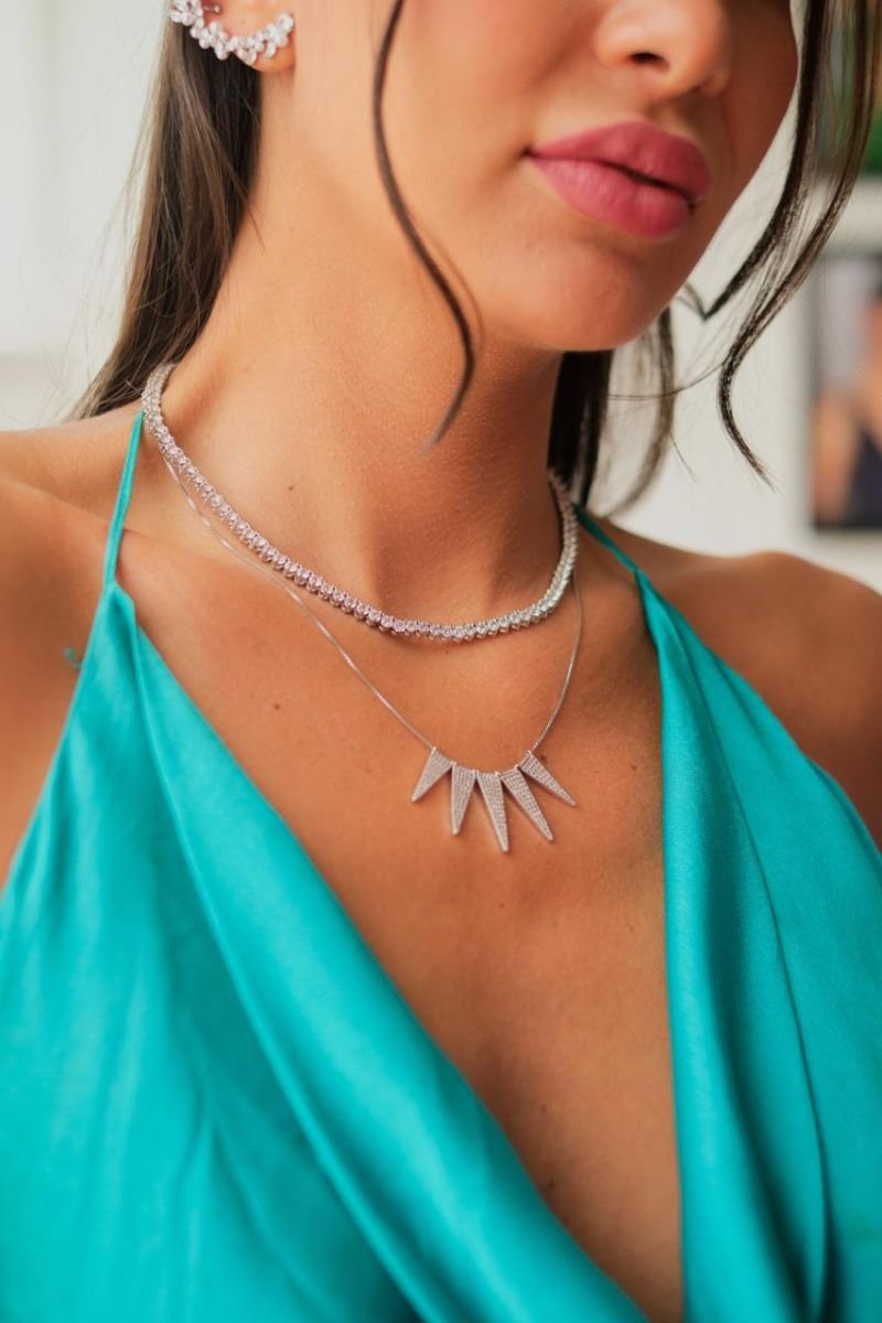 Colar Cravejado Com Zircônia Folheado A Ródio