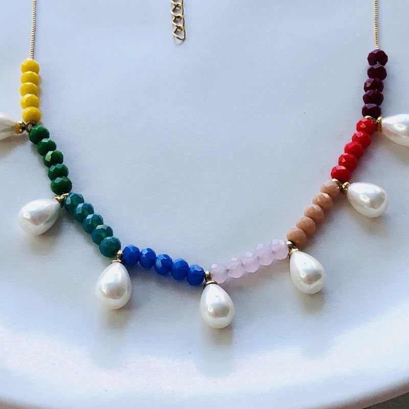 Colar Cristais Color Com Pérolas Em Gota Folheado A Ouro