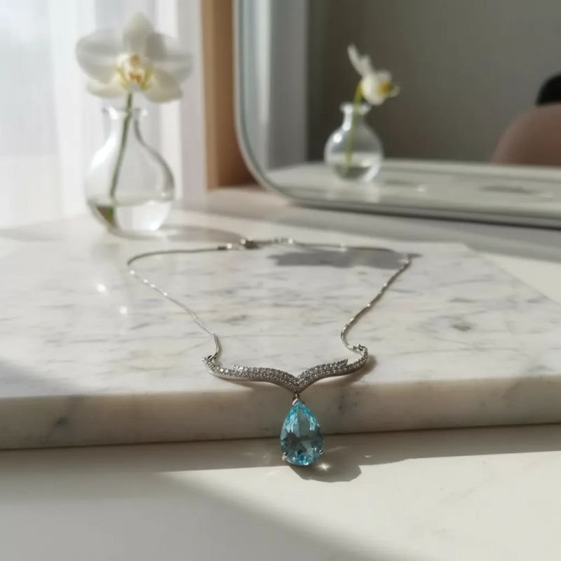 Colar Detalhe Zirconia Gota Cristal Azul Fusion