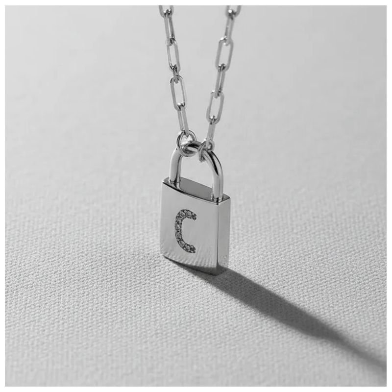 Colar Letra Cadeado C