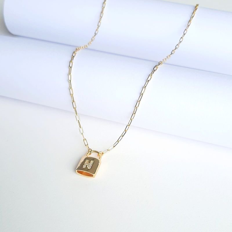 Colar Letra Cadeado N