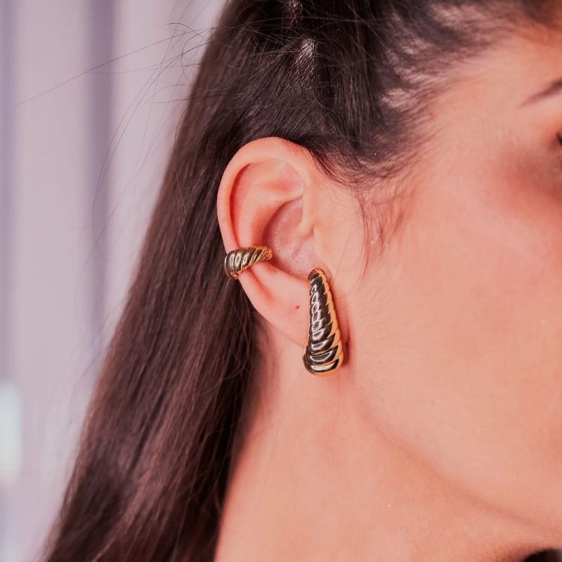 Piercing Fake Trançado Dourado