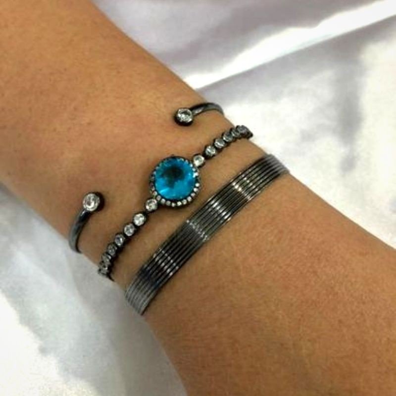 Pulseira Pedra Azul Com Contorno De Zircônia