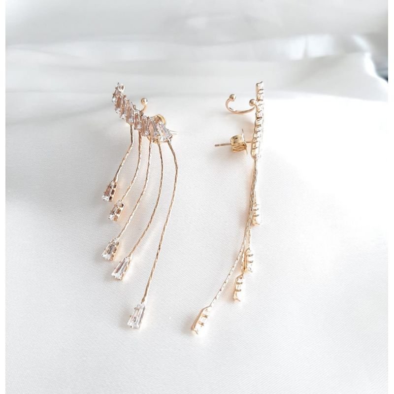 Brinco Ear Cuff Com Fios Dourado